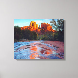 Lienzo Cathedral Rock reflejada en Oak Creek al atardecer