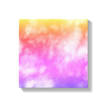 Cielo azul con nubes en foto amarillo Naranja mora