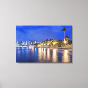 Lienzo Ciudad de Waikiki al amanecer