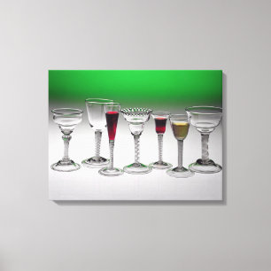 Lienzo Colección de copas de vino con los troncos de la