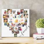 Lienzo Collage de fotos del corazón familiar blanco cuadr<br><div class="desc">Crea tu propio Collage de fotos en forma de corazón con 29 de tus fotos y selfies familiares favoritos. La plantilla de fotos está configurada para que agregue las imágenes trabajando en filas de izquierda a derecha. El collage incluye una variedad de formas de paisaje, retrato y cuadrado para ofrecerle...</div>
