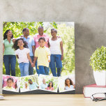 Lienzo Collage de fotos familiar w. Zigzag Photo Strip -<br><div class="desc">Personalice esta elegante impresión de lienzo envuelto con sus fotos familiares favoritas. La plantilla está preparada para que pueda añadir hasta 5 fotos. La foto principal será usada como fondo y las 4 fotos restantes serán distribuidas en una tira de fotos en zigzag a lo largo de la parte inferior....</div>