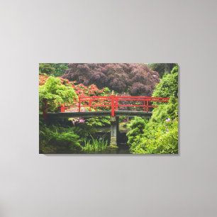 Lienzo Corazón Puente con rododendros floreciendo,
