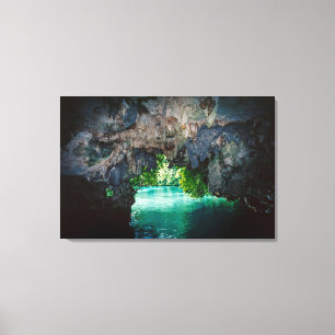 Lienzo Cueva de murciélagos en Airai, Palau, Micronesia