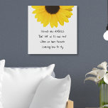 Lienzo De Imitación Amigos son ángeles citan girasol<br><div class="desc">Los Amigos Son Los Ángeles Cita El Girasol. Personalizar la cita si lo desea.</div>