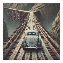 Auto de época en un puente peligroso - Cinemático