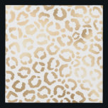 Lienzo De Imitación Elegante animal de leopardo blanco de oro<br><div class="desc">Este elegante animal de moda es perfecto para la moderna moda y elegante. Tiene un patrón de leopardo de Relieve metalizado de oro falso dibujado a mano encima de un simple fondo blanco. Que se puede cambiar haciendo clic en las opciones del personalizar. Es un diseño lujoso y elegante de...</div>