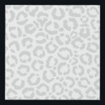 Lienzo De Imitación Elegante animal de leopardo gris blanco<br><div class="desc">Este elegante diseño de moda es perfecto para la moderna y elegante moda. Tiene un patrón de impresión animal de leopardo blanco y gris dibujado a mano. Es moderno, simple y lindo. ***NOTA DE DISEÑO IMPORTANTE: Para cualquier solicitud de diseño personalizado, como solicitudes de productos coincidentes, cambios de color, cambios...</div>