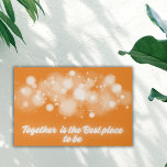 Lienzo De Imitación "Juntos es el mejor lugar para estar" |<br><div class="desc">White Glow sobre el Naranja 'Juntos es el mejor lugar para ser' adorna esta falsa imagen de lona con un mensaje de unidad y armonía. Contra el telón de fondo de un naranja sereno, el luminoso resplandor blanco emana una sensación de unión y calidez. Esta impresión no sólo añade un...</div>