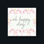 Lienzo Deco suave VI | Oh Feliz Día<br><div class="desc">Un diseño de acuarela con un suave fondo de damasco y una tipografía linda. Artista: Anne Tavoletti</div>