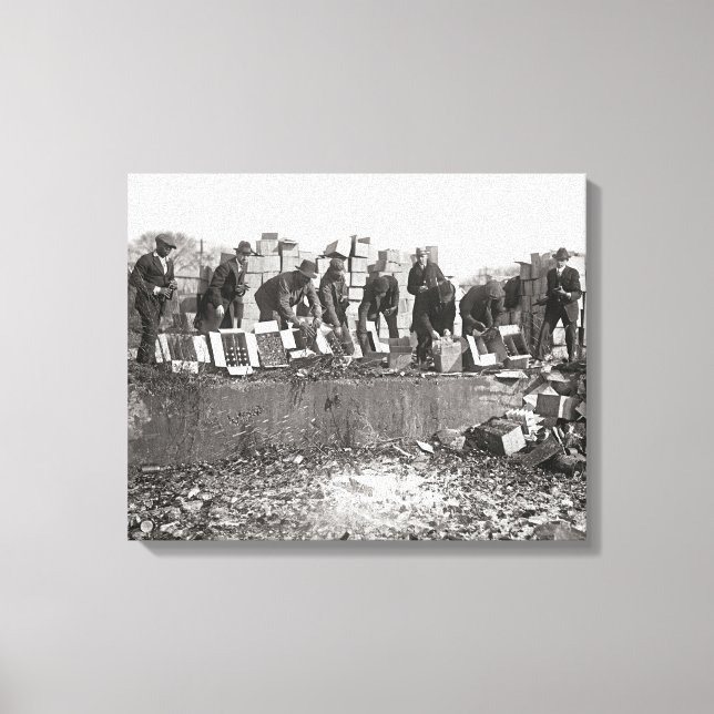 Lienzo Destruir el licor de Bootleg, 1923 (Anverso)