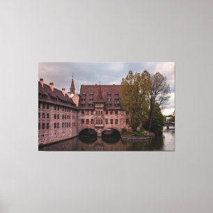 Lienzo Edificio histórico al atardecer en Nuremberg, Alem