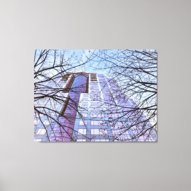 Lienzo Edificio moderno con árboles desnudos (Anverso)