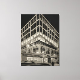 Lienzo Edificio moderno en blanco y negro por la noche
