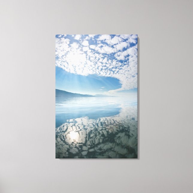 Lienzo EE. UU., Alaska, Bahía Freshwater. Nubes Reflejada (Anverso)