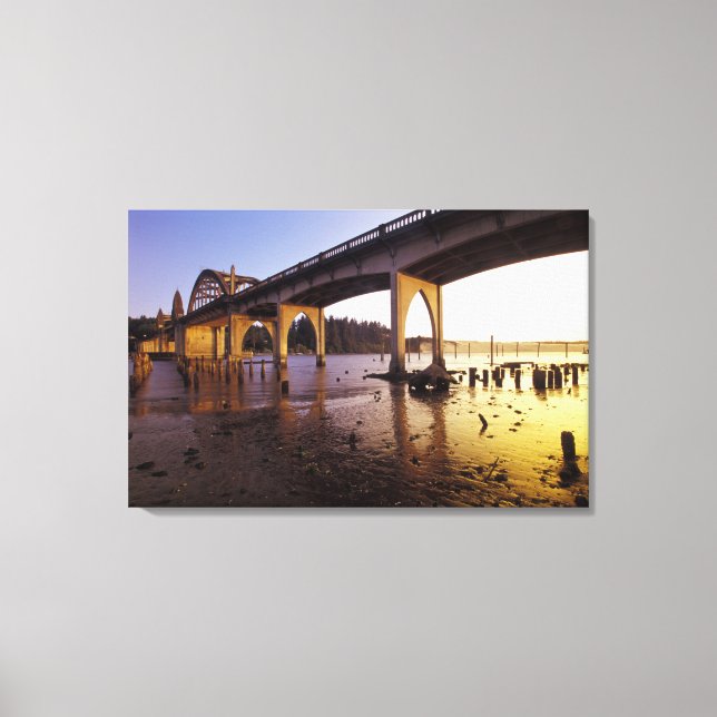 Lienzo EE. UU., Oregón, Florence. Puente Siuslaw y (Anverso)