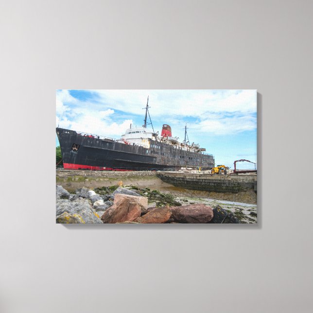 Lienzo El barco abandonado TSS Duke of Lancaster (Anverso)