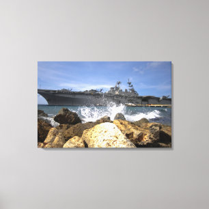 Lienzo El buque de asalto anfibio USS Kearsarge