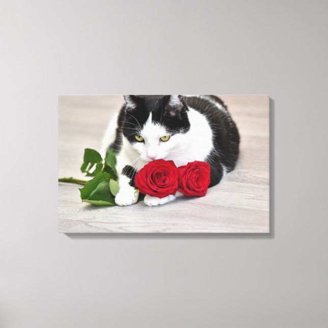 Lienzo El gato lindo con la rosa roja (Anverso)