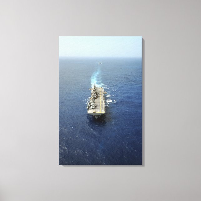 Lienzo El grupo Kearsarge Amphibious Ready (Anverso)