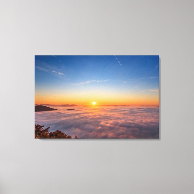 Lienzo El sol alcanza su punto máximo por las nubes por l (Anverso)