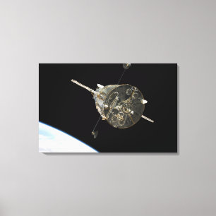 Lienzo El telescopio espacial de Hubble en órbita sobre
