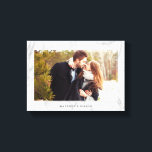 Lienzo Elegante Marco de textura de mármol<br><div class="desc">Personalízalo con tu fecha de boda,  nombre de familia o cualquier texto que elijas para una hermosa y única pieza de arte mural.</div>