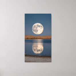 Lienzo enorme luna se reflejaba en el lago