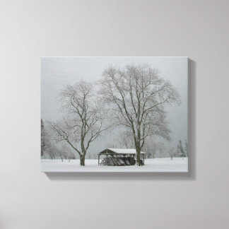 Lienzo Escena de nieve de invierno encubierto