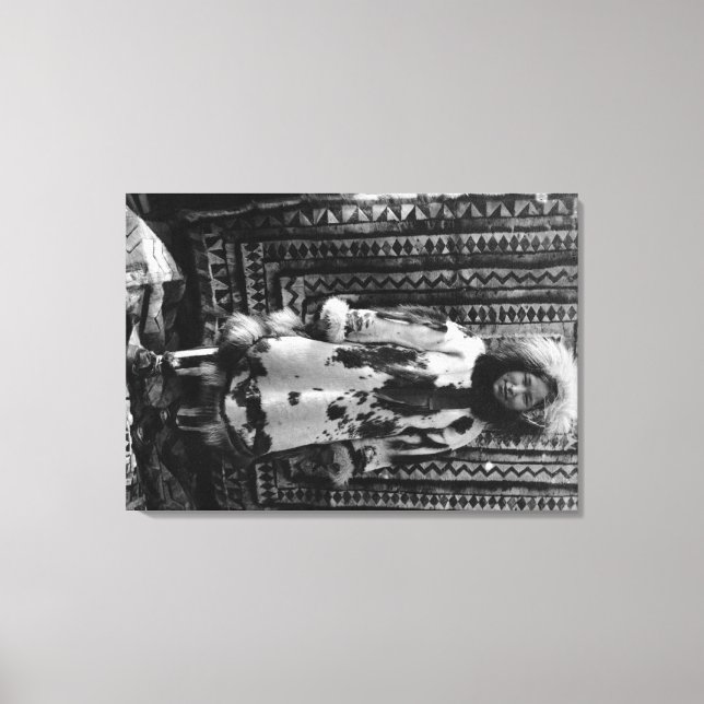 Lienzo Eskimo Chica Con Ropa De Piel Alaska (Anverso)