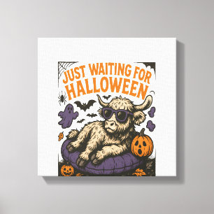 Lienzo Esperando por Halloween Highland Cow