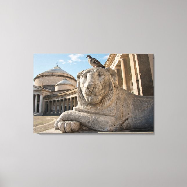 Lienzo Estatua de león frente a la iglesia histórica (Anverso)