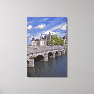 Lienzo Europa, Francia, Chambord. Un puente de piedra con