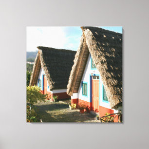 Lienzo Foto de Isla Madeira con casas típicas de Santana