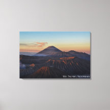Foto del paisaje del amanecer al alba en la montañ