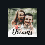 Lienzo Foto: Padres de la Boda de la novia<br><div class="desc">El diseño incluye la cita 'Gracias por criar a la mujer de mis sueños', su foto favorita, nombres y fecha de boda. Un gran regalo para los padres de la novia.</div>