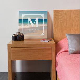 Lienzo Fotos de boda con monograma en una pintoresca play