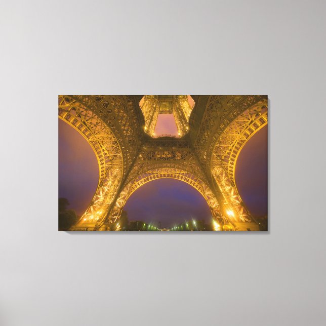 Lienzo Francia, París. Torre Eiffel iluminada a las 2 (Anverso)