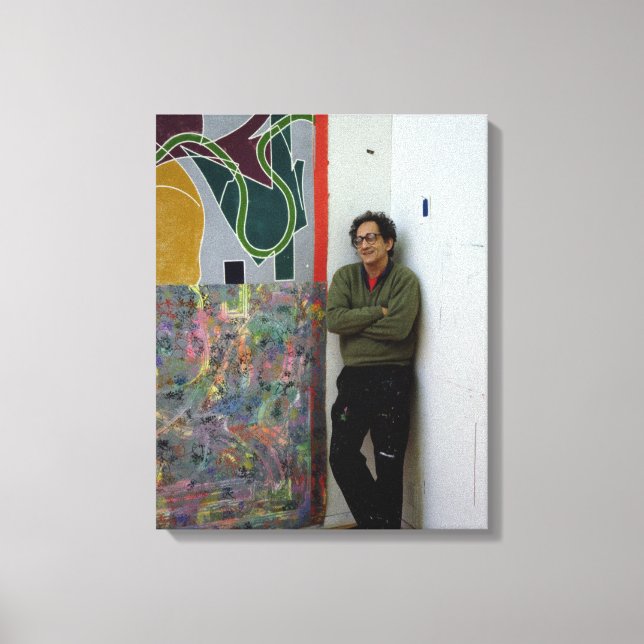 Lienzo Frank Stella junto a una de sus obras (Anverso)
