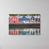Frente al mar, Tobermory, Isla de Mull, Escocia,