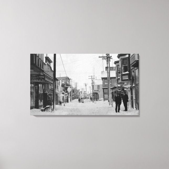 Lienzo Front Street en Nome, Alaska cubierta de nieve (Anverso)