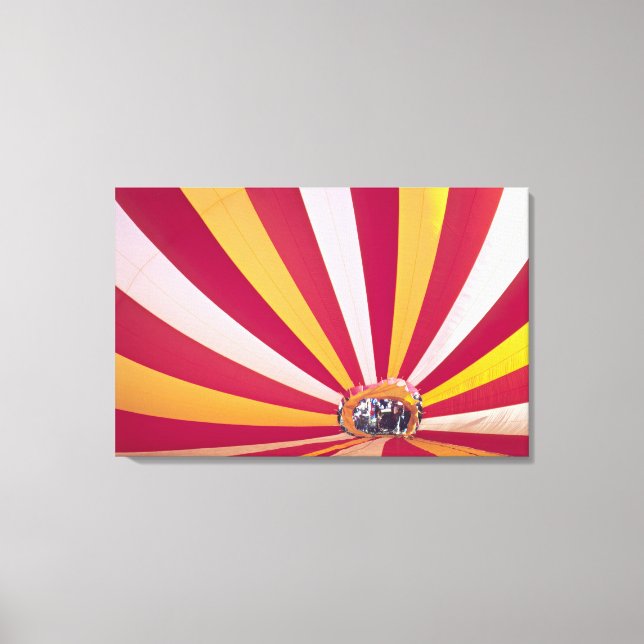 Lienzo Gente llenando un globo de aire caliente, Fort Col (Anverso)