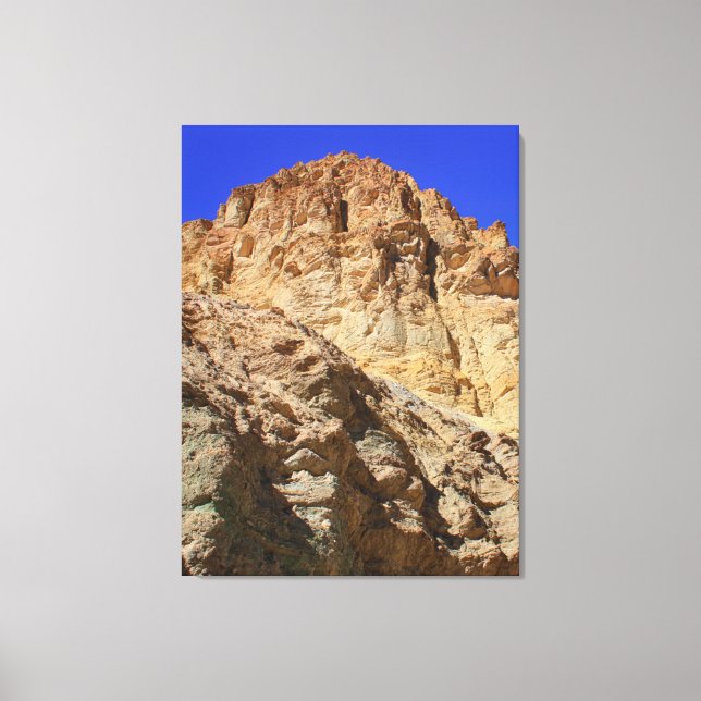 Lienzo Golden Desert Cliff Under Blue Sky (Anverso)