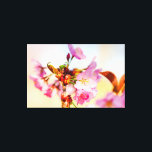 Lienzo Grupo Vertical De Flores Sakura En El Jardín<br><div class="desc">Un grupo de flores rosadas de sakura sobre una rama vertical. Tallos verdes y básculas de color rojo pálido, hojas naranjas. Un fondo delicadamente suave de color azul, rosa y amarillo. Los impresionantes colores de la temporada de primavera Una pintura digital extra grande de una fotografía. Impresión de lienzos floridos...</div>