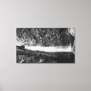 Lienzo Hauula, HI - caídas sagradas, cerca del mesón de