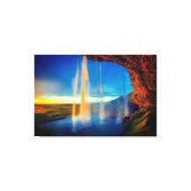 Hermosa cascada en la fotografía de la naturaleza