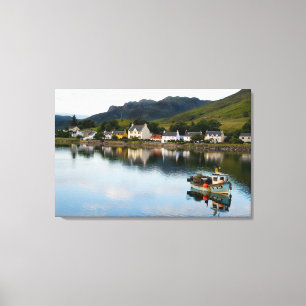 Lienzo Hermosa foto de la pequeña aldea de Dornie con