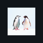 Lienzo Hermosa pareja de pingüinos en azul claro perwinkl<br><div class="desc">Hermosa pareja de pingüinos bodas con fondo azul peringuil claro. Los pingüinos simbolizan el amor eterno.</div>