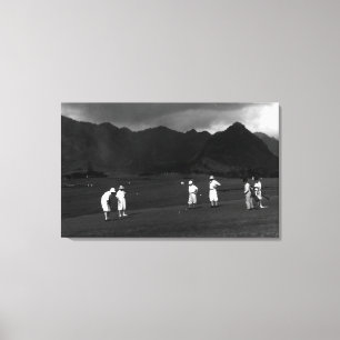 Lienzo Honolulu, Hawaii - Los golfistas juegan en el camp