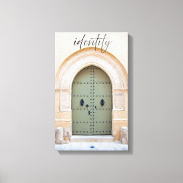 Lienzo Identity Through the Moroccan door